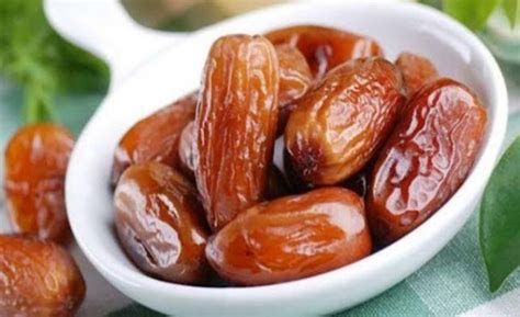 Gambar tentang Agar Tubuh Tidak Lemas Saat Puasa, Konsumsi 10 Makanan