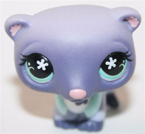 Littlest Pet Shop Ferret Purple W Green Flower Eyes Forest Pet 482