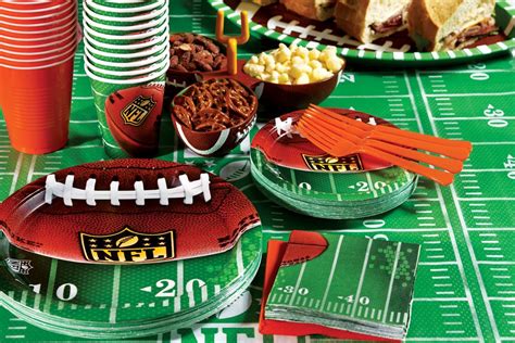 Decorate the tv room with sports merchandise for the team you are rooting for. How to Throw the Ultimate Super Bowl Party | Party ...