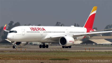 Iberia Airbus A350 900 Ec Ngt Despegue Inmediato Scel Pista 17l Youtube