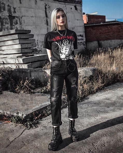 Pin De Tu Vieja En Tanga Em Moda Roupas Góticas Roupas Emo Roupas Punk