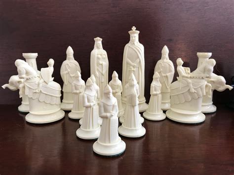 Vintage Chess Set, Florentine Kingsway Chess pieces, 1950s Collectors Chess Game, Chess Pieces ...