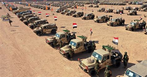 Egypts Army Chief Of Staff Checks Combat Readiness Of Forces Near