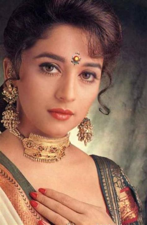 Entertainment World Madhuri Dixit Old Wallpapers