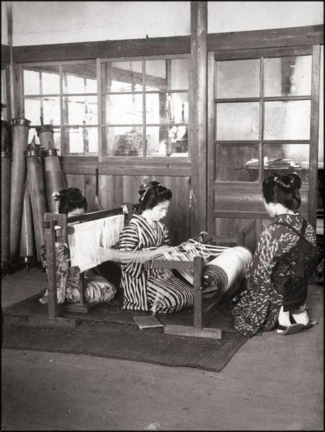 Vintage Everyday 71 Vintage Photos Captured Daily Life Of Yokohama In