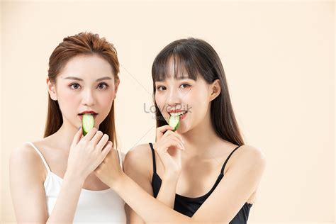 Girlfriends Feed Each Other Cucumbers Picture And Hd Photos Free