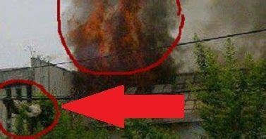Foto lucu bergerak pocong terlengkap display picture unik. 19 Gambar Wajah Pocong Seram- 13 Foto Penampakan Pocong ...