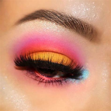 20 Lovely Spring Makeup Looks 2020 The Glossychic Spring Makeup Sunset Makeup Eye Makeup