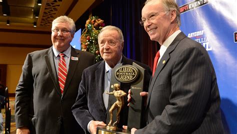 Bobby Bowden Honored At Raycom Camellia Bowl Team Lunch