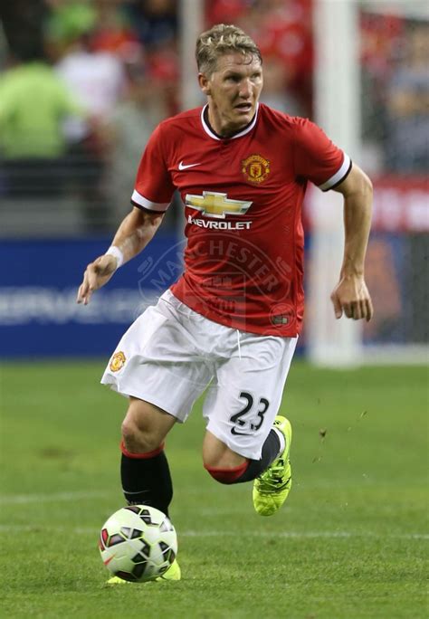 Maradona, son incroyable mondial 86 en stats. Schweinsteiger United debut | Manchester united football ...