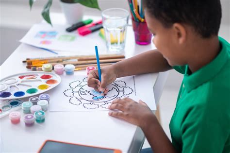 5 Tahapan Cara Mengajarkan Menggambar Untuk Anak Tk