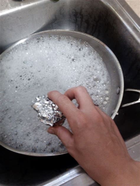 17 New Uses For Aluminum Foil That Are Guaranteed To Make Your Life So