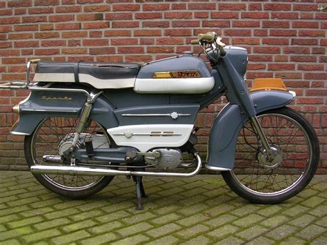 Brommers - Oldtimers - Motoren en Scooters - Speurders.nl | Brommers