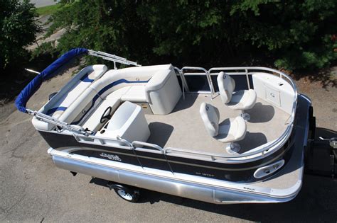 16 Ft Pontoon Boat With 25 Hp Four Stroke Mercury With Trailer 2013 For