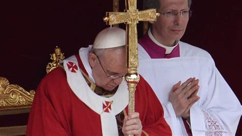 Et pour cette deuxième journée des jmj, le pape françois a célébré ce mercredi 27 juillet une messe à częstochowa, une ville située au sud du pays, marquant ainsi les 1050 ans du baptême du pays. Info - Jubilés, canonisation, voyages, le programme (liturgique) du pape pour la fin de l'année ...