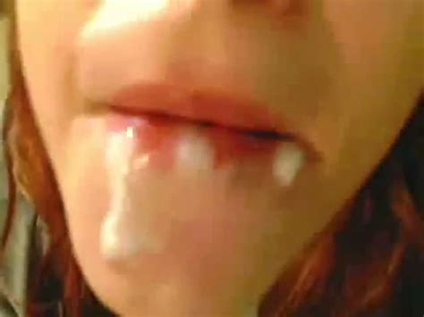 Stunning Amateur Redhead Gives Amazing Blowjob With Swallow