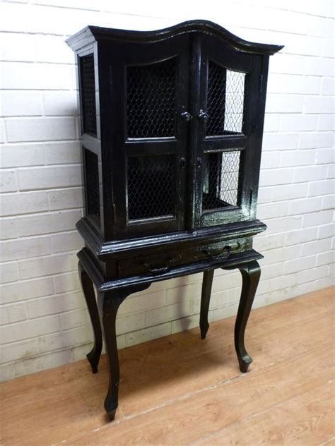 BIRD CAGE STYLE CABINET | Vintage bird cage, Bird aviary