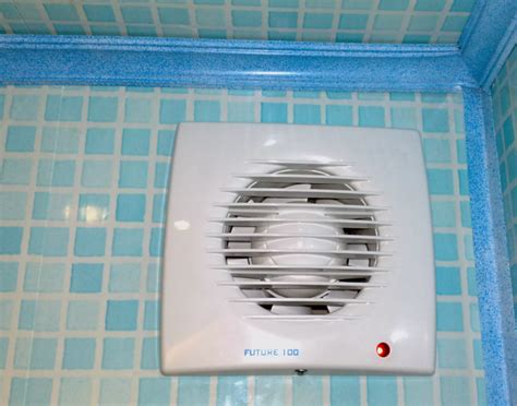 Вентиляция в ванной комнате и туалете для чего нужна в частном доме квартире виды монтаж