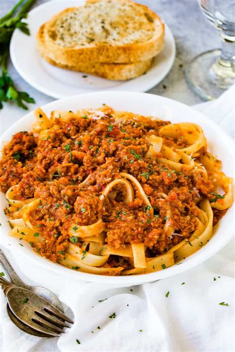 The Secret To Authentic Italian Bolognese Sauce Recipe Yummy Food