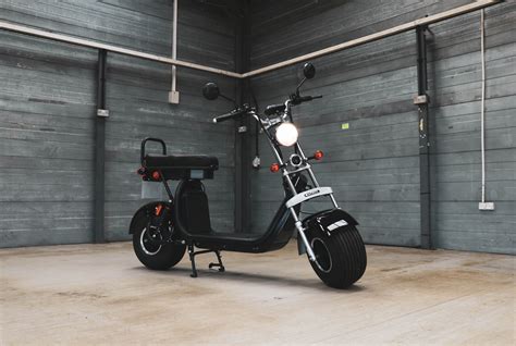 Electric scooters are an essential mobility tool, and they've always been related to offering an economical means of transport. An introduction to the Fatbee H1 Electric Scooter - Lexham Insurance