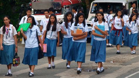 Philippines High School Senior Girls