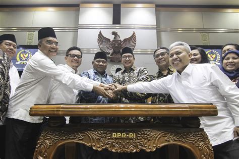 Pelaksanaan ibadah haji tahun 1440 hijriah atau 2019 baru saja selesai. Biaya Haji 2019 Untuk Kuota Jakarta - Kabar Haji Umroh