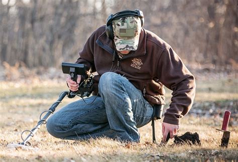 Metal detectors can be used to prospect new areas but do not expect to find much gold in areas where gold has never been found. Metal Detecting in Michigan - Coins, Relics & Lost ...