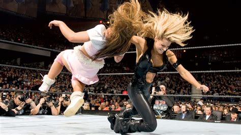 trish stratus v mickie james [2005 2006] ★ wwe trish stratus mickie james wrestlemania