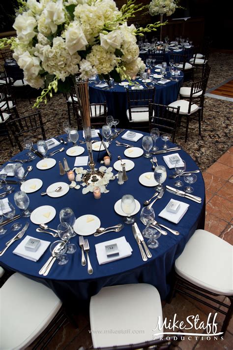 Michigan Wedding Dj Services Mike Staff Productions Blue Table