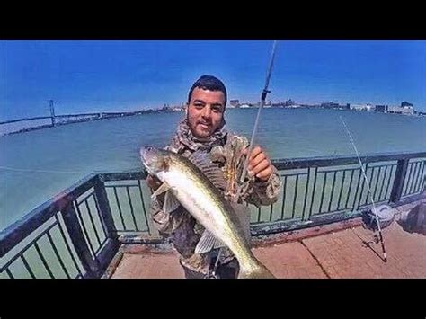 Detroit River Fishing (shore walleye pt.3) - YouTube