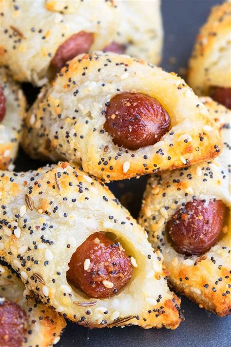 12 player public game completed on march 9th, 2020 135 6 1 day. Best Homemade Mini Pigs in a Blanket Recipe | Mini pigs in ...