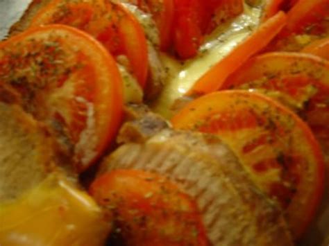 Lachs - Braten vom Schwein mit Käse und Tomaten Rezept