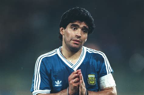 Tenía 60 años murió diego maradona: Voetbalwereld rouwt om Maradona: alle reacties op een rij