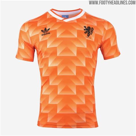 Frankreich trikot ghana trikot griechenland trikot ireland trikot island trikot italien trikot japan trikot kolumbien günstige niederlande nationalmannschaft trikot 2019,kaufen niederlande. Inspiriert von Holland 1988: Spektakuläres Adidas EM 2020 ...