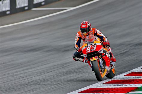 Take note of the schedule and don't miss the motogp, moto2 and moto3 races in spielberg. MotoGP Red Bull Ring Spielberg Rennen 2016