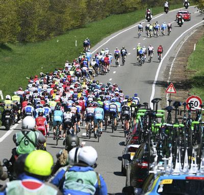 Lors de ses quatre premières participations, alaphilippe a gagné lors de ses débuts en octobre dernier, quand la flèche wallonne avait été reportée à l'automne en. ASO benennt Feld für Fléche Wallonne und Lüttich-Bastogne ...