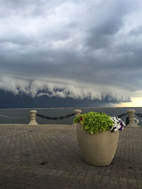Clouds Gathered Before A Big Storm In Lake Erie Smithsonian Photo