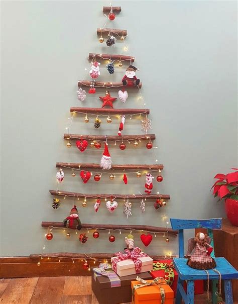 Árvore De Natal Personalizada Critiva E Econômica Foto Shaulla