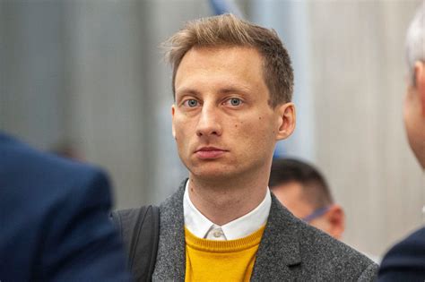 Franciszek wojciech sterczewski (born 17 march 1988) is a polish urban activist, and politician. Buty posła KO na aukcji WOŚP. Andruszkiewicz: Zanim ...
