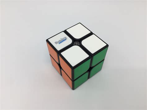 How To Solve A 2x2 Rubiks Cube Easy How To Do Thing
