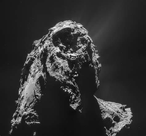 Rosetta Gets A Peek At Comet 67ps Underside Universe Today