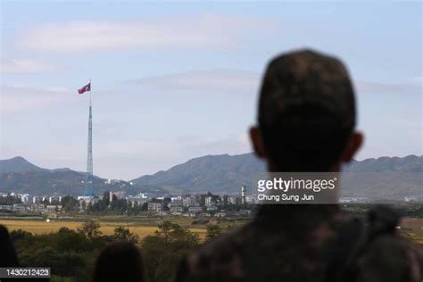 North Korean Soldier Photos And Premium High Res Pictures Getty Images