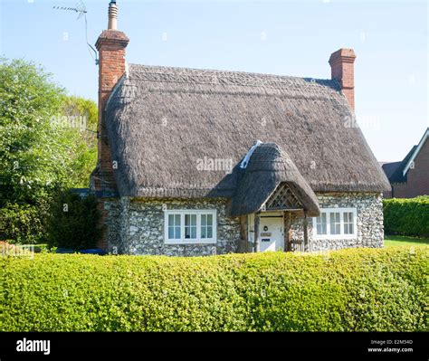 Pretty Detached Thatch And Flint Cottage Wilcot Village Wiltshire