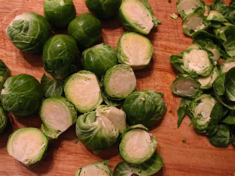 In that recipe, i roasted the sprouts with a combination of balsamic vinegar and maple syrup. Lynda's Recipe Box: Roasted Brussels Sprouts with Balsamic ...