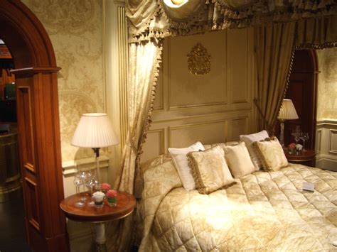 Tradition Interiors Of Nottingham Clive Christian Luxury Bedroom Furniture