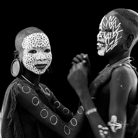 Striking Portraits Of Suri Tribe Ethiopian Omo Valley Photo Tour Jayne Mclean Photographer