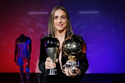 Alexia Putellas Wins 2022 Ballon Dor Feminin Kemi Filani