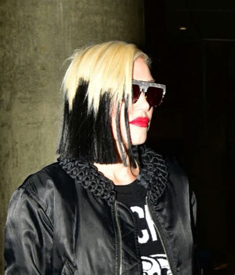 Gwen Stefanis Black Hair Love Or Loathe Her Dip Dye Hair Makeover Hollywood Life