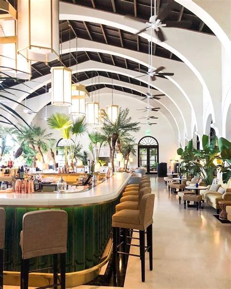 Le Sirenuse Miami Lesirenusemiami Instagram Photos And Videos Luxury Restaurant