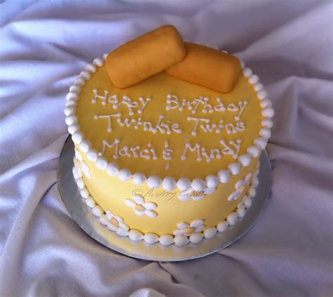 Twinkie Cake A Cake Celebrating Two Twins The Cake Chic Flickr
